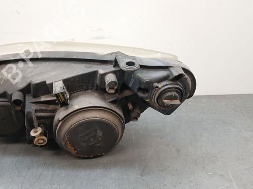 Right headlight PEUGEOT 307 (3A/C) 1.6 16V | BP26518360C29 