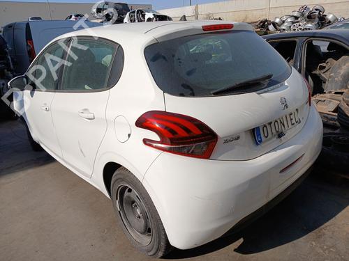 Brugte PEUGEOT 208 I (CA_, CC_) 1.2 GPL (82 hp) 3506052