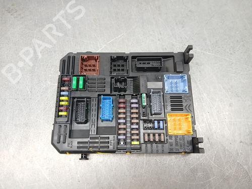 Caja reles / fusibles TOYOTA PROACE Van (MDZ_) 1.5 D4d (MDZ1) (120 hp) 32858849