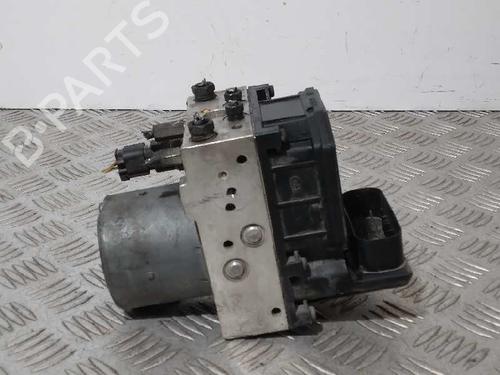 Used ABS pump TOYOTA AVENSIS (_T25_) 2.0 D-4D (ADT250_, ADT250R) (126 hp) 12120174