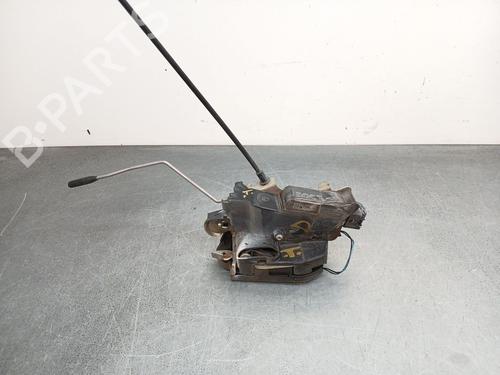 front-right-lock-mercedes-benz-vito-mixto-van-w639-2003-33813487 main image