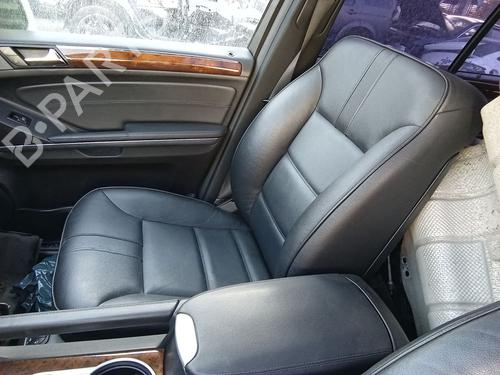 Used Right front seat Right front seat MERCEDES-BENZ M-CLASS (W164) ML 320 CDI 4-matic (164.122) (224 hp) 39900520 39900520