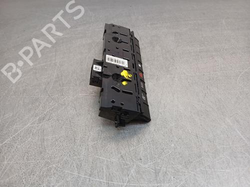Warning switch RENAULT CAPTUR II (HF_) 1.0 TCe 90 ECO-G (HFM6) | BP35894152I22 - Image 3