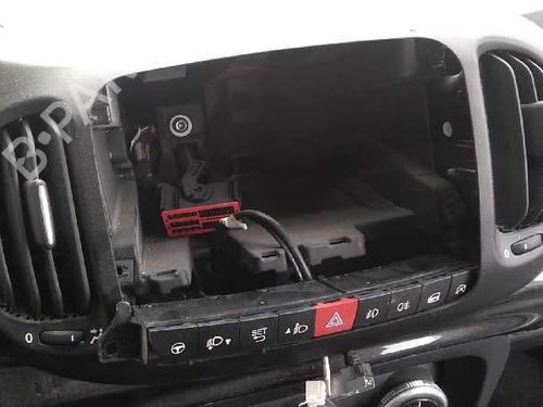 Fuse box FIAT 500L (351_, 352_) 1.3 D Multijet (199LXY1A, 199LXY11) | BP32299273E1  - Image 29