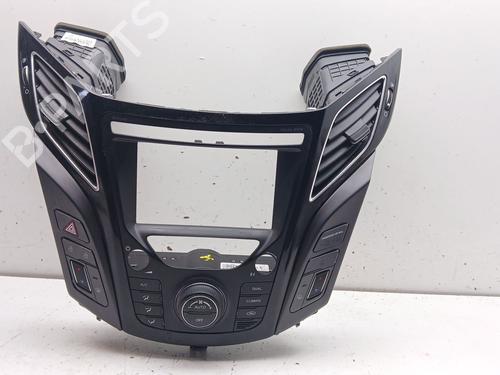 AC-Styringsenhed/Manøvreenhed HYUNDAI i40 I CW (VF) 1.7 CRDi (136 hp) 32391903