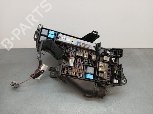 Used Fuse box LEXUS IS III (_E3_) 300h (AVE30_, AVE30R) (223 hp) 22969125