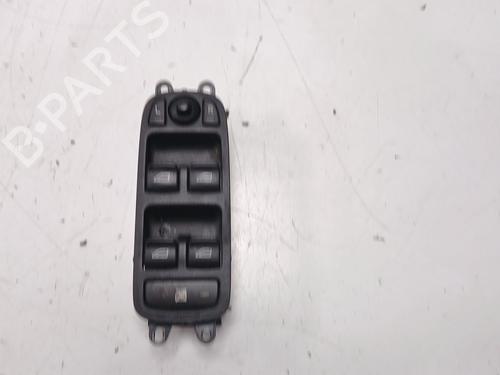 Venstre Foran elrute bryter Venstre Foran elrute bryter VOLVO V50 (545) 2.0 D (136 hp) 37494213 37494213