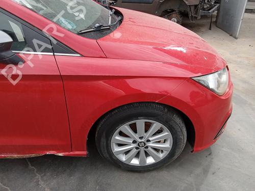 Used Right front fenders Right front fenders 37517609 37517609