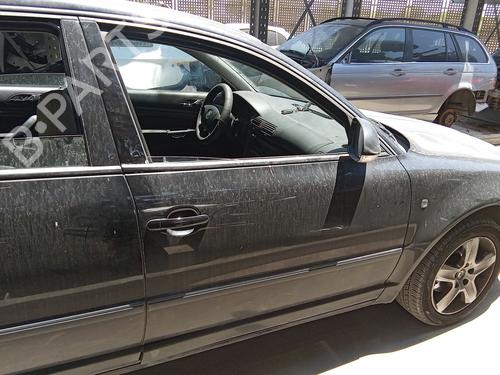 right-front-door-skoda-superb-i-3u4-2001-2002-2003-2004-2005-2006-2007-2008-37232128 main image