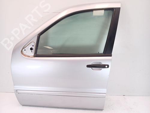 Used Left front door Left front door MERCEDES-BENZ M-CLASS (W163) ML 270 CDI (163.113) (163 hp) 28356352 28356352