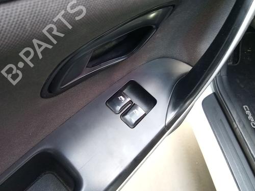 Used Left front window switch Left front window switch 38311333 38311333