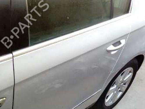 Left tailgate light VW PASSAT B6 (3C2) 2.0 TDI 16V | BP2534702C79  - Image 9