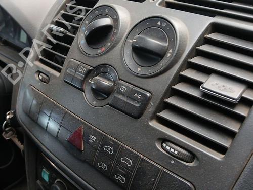 Used Climate control MERCEDES-BENZ VITO / MIXTO Van (W639) 110 CDI (639.601, 639.603, 639.605) (95 hp) 31160029