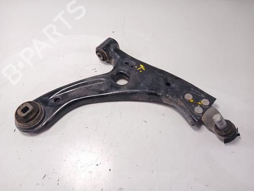 Used Right front suspension arm VOLVO XC40 (536) T2 (129 hp) 30872322