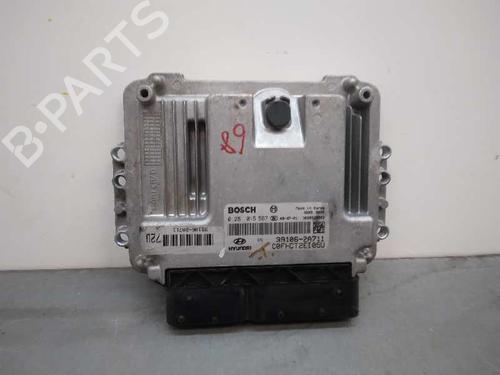 Used Engine control unit (ECU) HYUNDAI i30 (FD) [2007-2012]  17576995