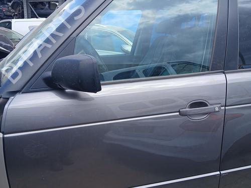 Dør venstre foran LAND ROVER RANGE ROVER III (L322) 3.0 D 4x4 (177 hp) 25723643