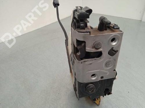 Højre fortil lås PEUGEOT 2008 I (CU_) 1.2 VTi (82 hp) 7276213