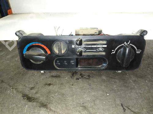 Used Climate control MITSUBISHI L200 (K3_T, K2_T, K1_T, K0_T) [1983-1999]  4224098