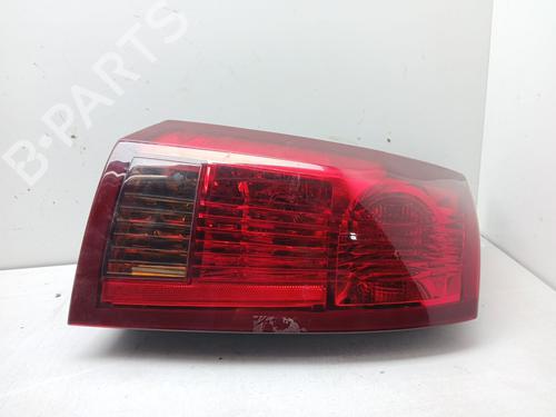 Used Left taillight CADILLAC CTS [2002-2007]  15517165