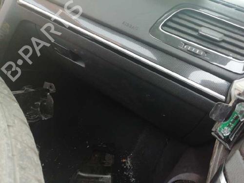 Used Glove box VW GOLF VII (5G1, BQ1, BE1, BE2) [2012-2021]  13543319