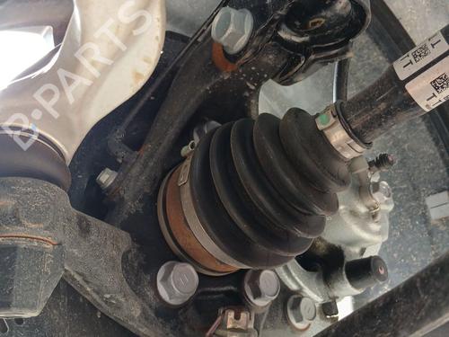 Used Left front steering knuckle TOYOTA YARIS (_P21_, _PA1_, _PH1_) 1.5 Hybrid (MXPH11) (92 hp) 26689927