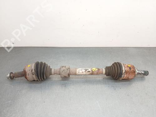 left-front-driveshaft-renault-megane-iv-hatchback-b9amn_-2015-35724868 main image