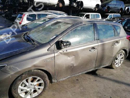 Dashboard TOYOTA AURIS (_E18_) 1.8 Hybrid (ZWE186_, ZWE186R) | BP13492063C46 