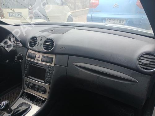 Used Dashboard MERCEDES-BENZ CLK (C209) CLK 280 (209.354) (231 hp) 30206427