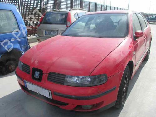 Left front fog light SEAT LEON (1M1) 1.9 TDI | BP2399342C30 