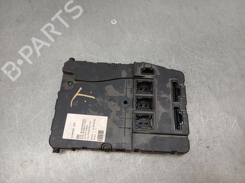 Zekeringkast RENAULT MEGANE II (BM0/1_, CM0/1_) 1.5 dCi (BM0F, BM0T, BM2B, CM0F, CM0T) (82 hp) 29826877