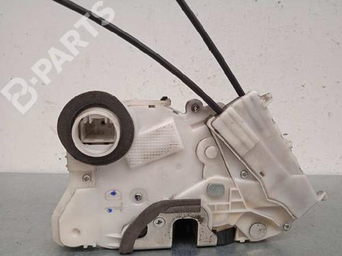 Used Front right lock TOYOTA YARIS (_P13_) 1.5 Hybrid (NHP130_, NHP130) (101 hp) 10031022