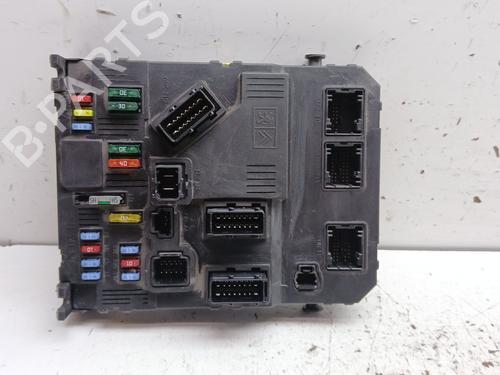 fuse-box-peugeot-1007-km_-2005-39533838 main image