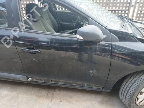 right-front-door-renault-megane-iii-hatchback-bz01_-b3_-2008-29826895 main image