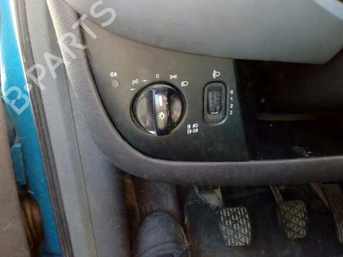 Left headlight MERCEDES-BENZ A-CLASS (W168) A 170 CDI (168.008) | BP2789532C28 