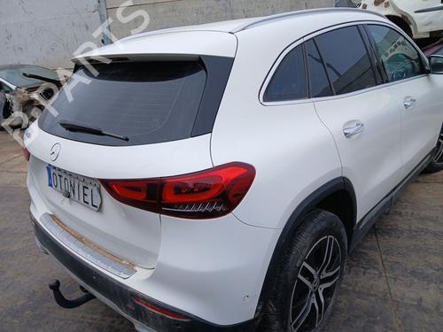 Switch MERCEDES-BENZ GLA (H247) GLA 200 d (247.712) | BP24150657I30 