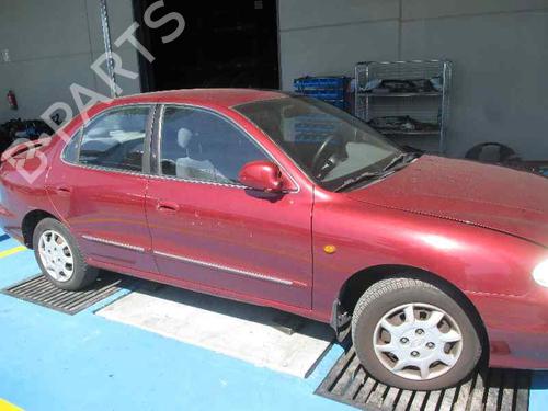 Right rear window switch HYUNDAI LANTRA II (J-2) 1.9 D | BP2358787I28 