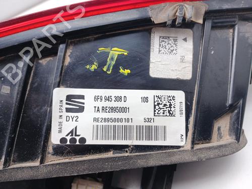 Right tailgate light SEAT ARONA (KJ7, KJP) 1.0 TSI | BP31247926C80