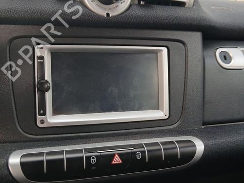 Radio SMART FORTWO Coupe (451) 1.0 (451.331, 451.380) BP28316100E6