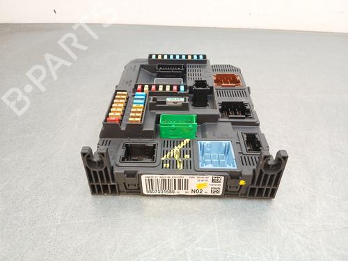 fuse-box-citroen-c4-cactus-2014-38786733 main image