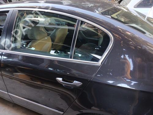 Dør venstre bagtil VW PASSAT B6 (3C2) 2.0 TDI 16V (140 hp) 31314293