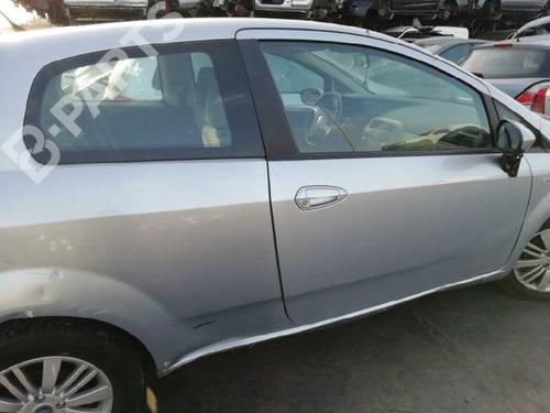 Fuse box FIAT GRANDE PUNTO (199_)  | BP6821882E1 