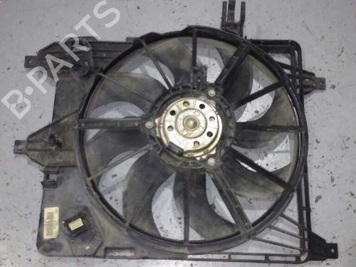 Used Radiator fan Radiator fan 2372642 2372642