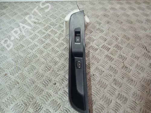 Used Right front window switch MAXUS eDELIVER 3 Platform/Chassis Electric (SV3C) (122 hp) 24669369