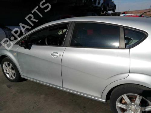 Left front brake caliper SEAT LEON (1P1)  | BP17128868M105 
