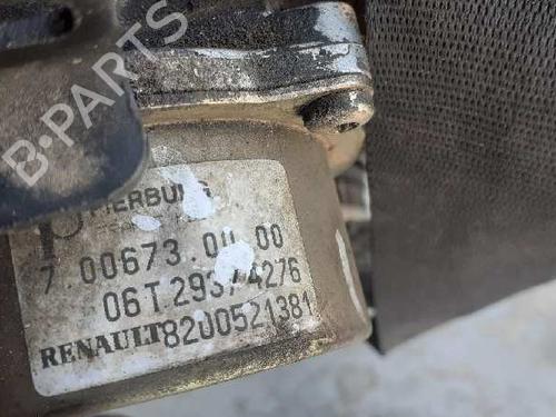 Used Vacuum pump RENAULT MEGANE II (BM0/1_, CM0/1_) 1.5 dCi (BM02, BM13, BM2A, CM02, CM13) (101 hp) 13899421