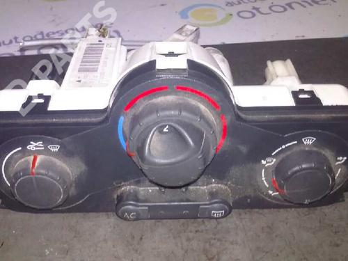 Used Climate control RENAULT MEGANE II (BM0/1_, CM0/1_) 1.5 dCi (BM1E, CM1E) (106 hp) 2396044