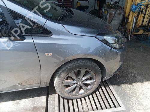 Used Right front fenders Right front fenders 38255360 38255360