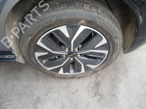 BP30574363C45 main image