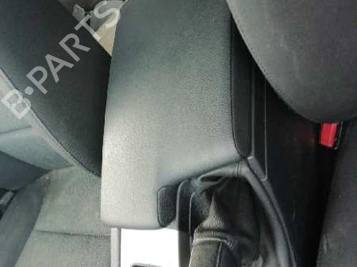 Used Armrest / Center console BMW 3 (E90) 320 d (177 hp) 12150389