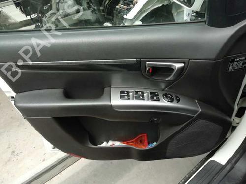 Used Front left panel HYUNDAI SANTA FÉ II (CM) [2005-2015]  18550974